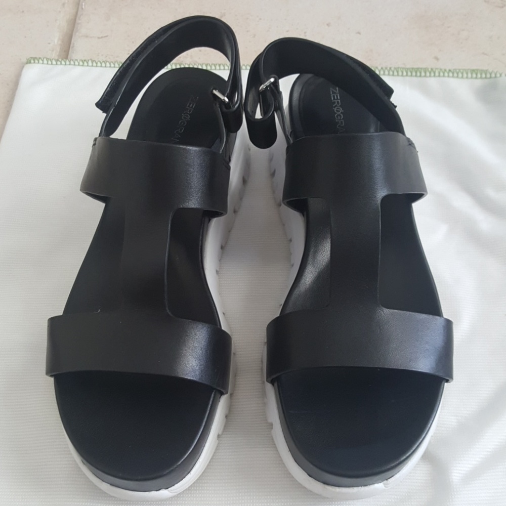 Cole Hann Zerogrand T Strap Sandal